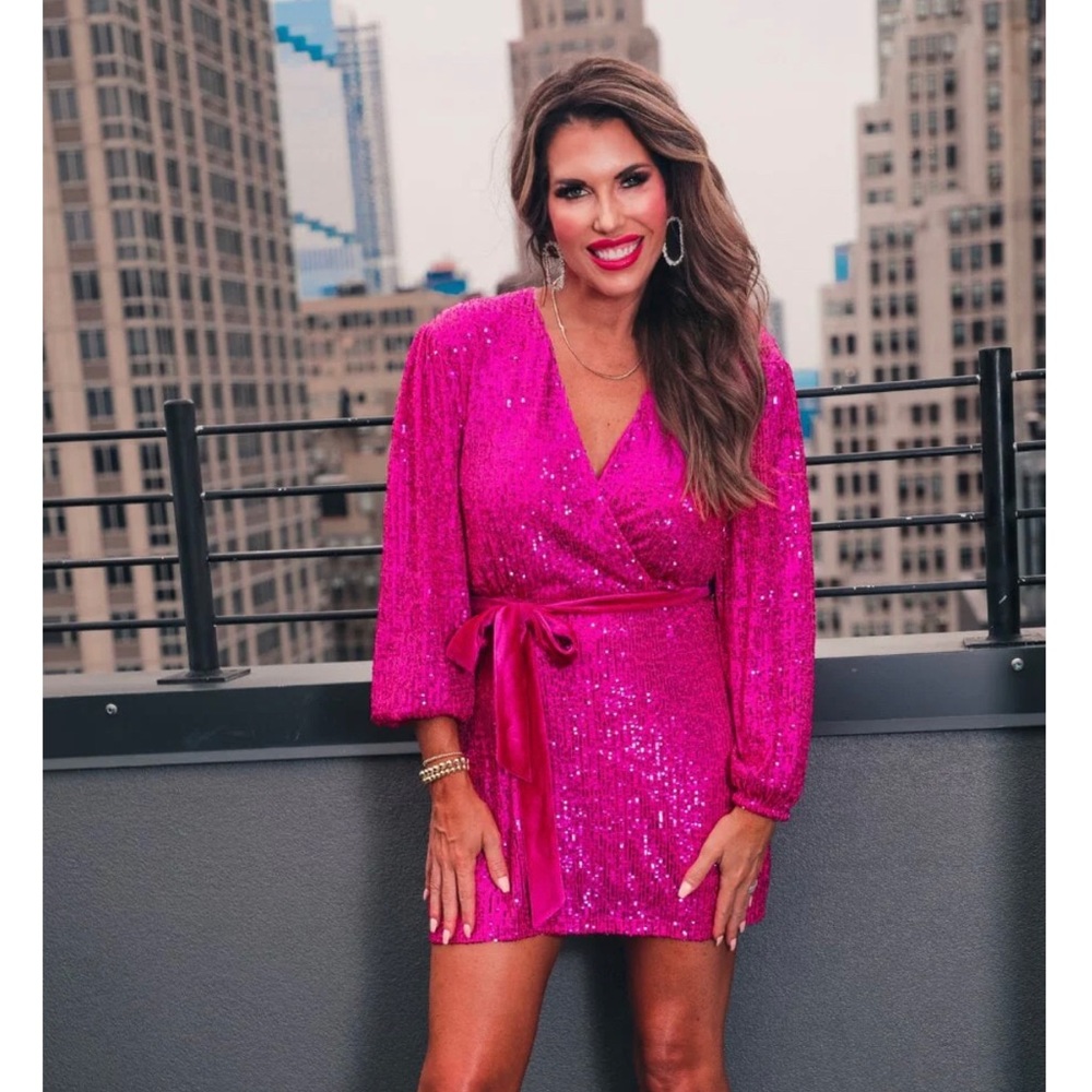 NEVER WORN MINI COCKTAIL DRESS